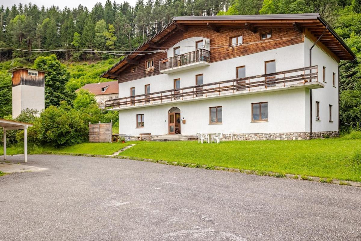 Lussuosa Suite In Montagna Con Wifi E Netflix Tarvisio Kültér fotó